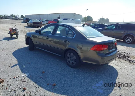 2009 Kia Optima Lx z USA, uszkodzony, nr VIN KNAGE228X95326013